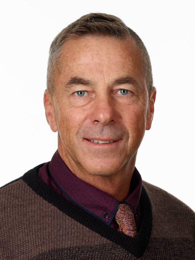 Headshots James Pyne Photography Melbourne and Mornington Peninsula Photographer Womens Portraits